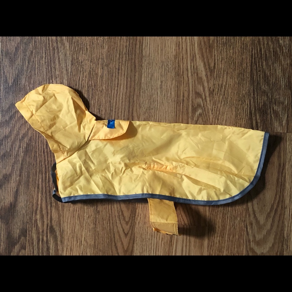 🐾☔️Sunshine Yellow Packable Pet Rain Poncho NWT